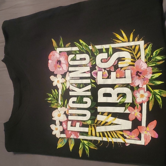 XL vibes black T-shirt - Picture 3 of 3